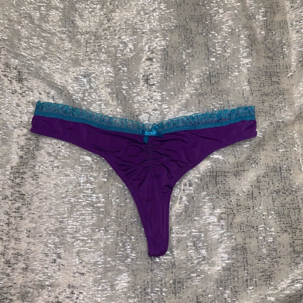 Pink Victoria’s Secret Thong panty